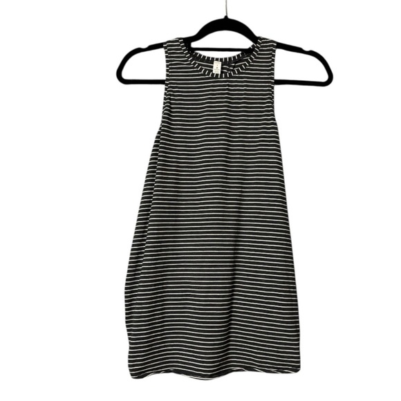 Lululemon All Tied Up Black and White Heather Relaxed Sleeveless Tank Top - Picture 6 of 9